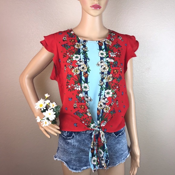 Twine & String Floral Tie Front Flutter Sleeve Top - Picture 1 of 7